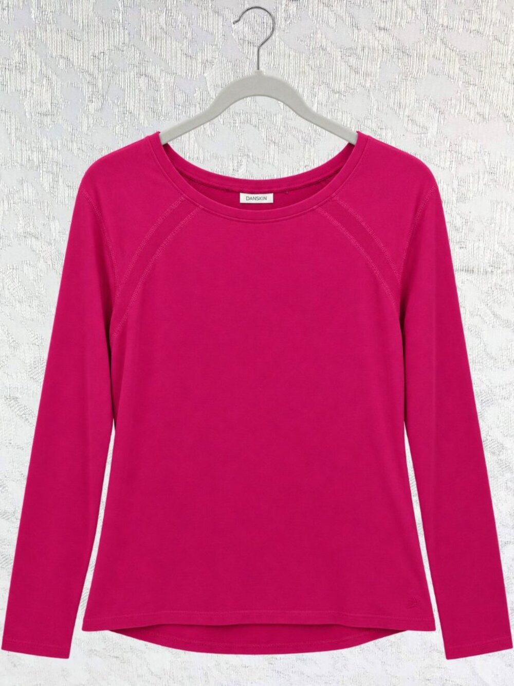Danskin Now Pink Posey Athletic Top Long Sleeve Scoop Neck Size L (14-16)